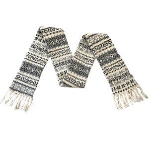 H&M Knit Double Thick Scarf Muffler Jacquard Scandinavian Design 68" x 6"